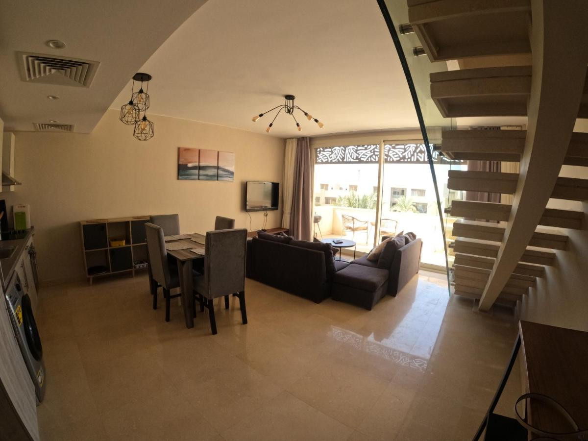 Renzo -   Property 1196