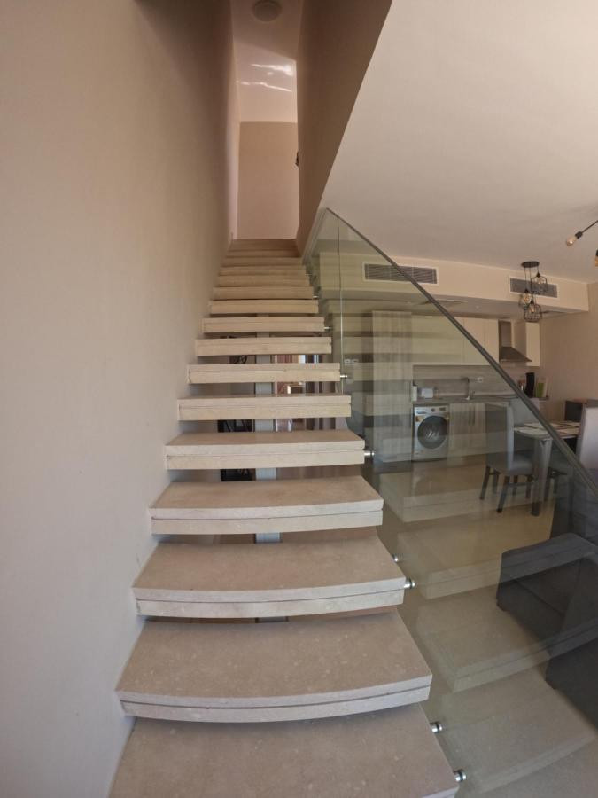 Renzo -   Property 1196