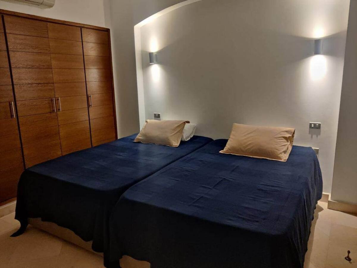 Renzo -   Property 1204