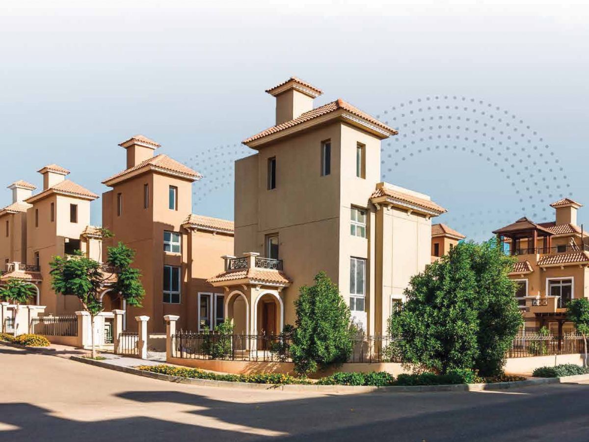 Town House - (in) NYOUM OCTOBER - 6th of October - 220 to 370 m²