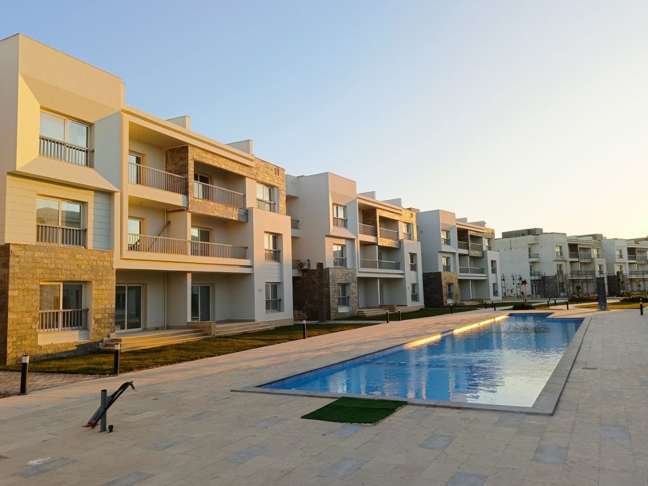 Three Bedroom - (in) SEA VIEW - North Coast - 145 to 145 m²