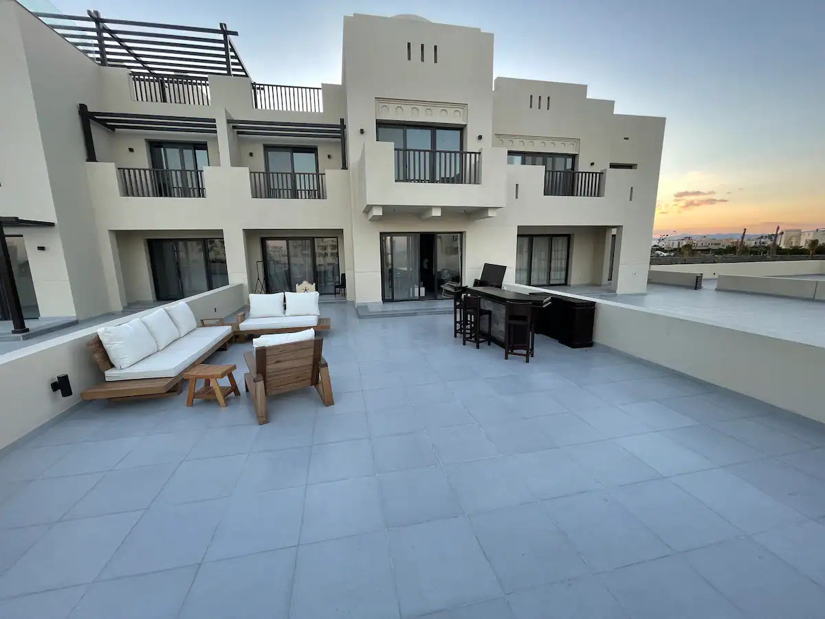 Renzo -   Property 1229