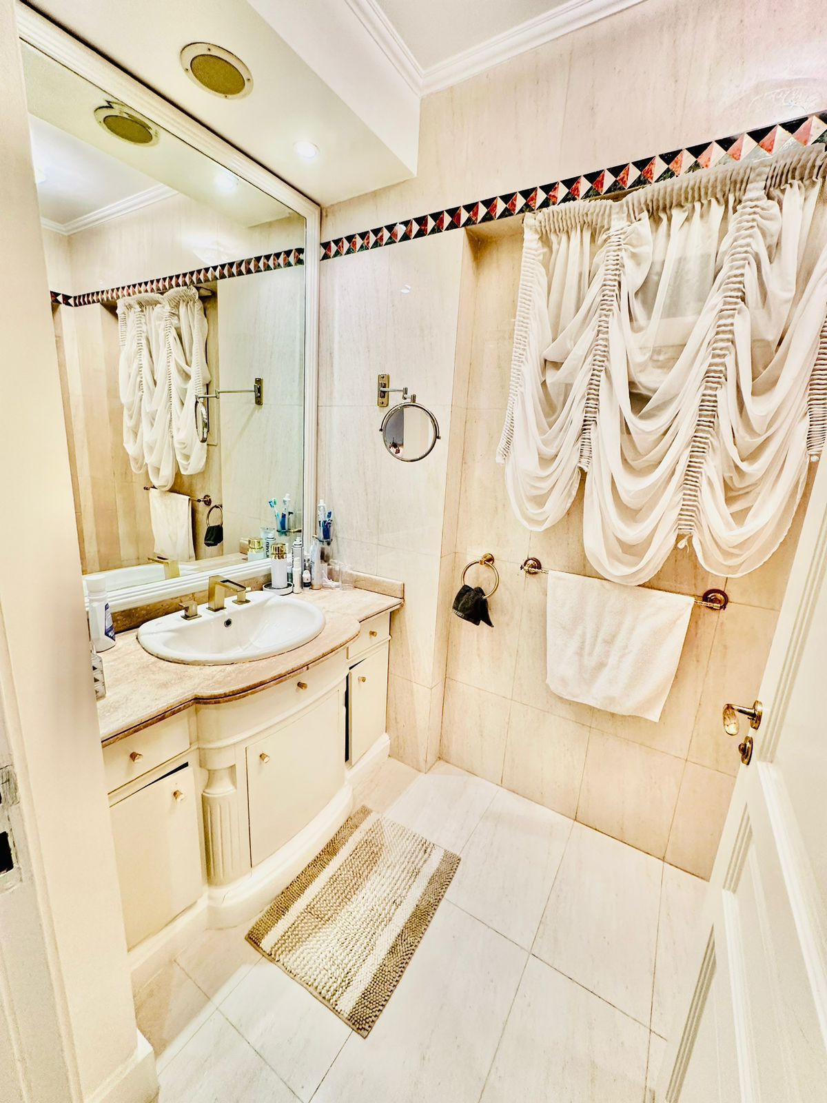 Renzo -   Property 1237