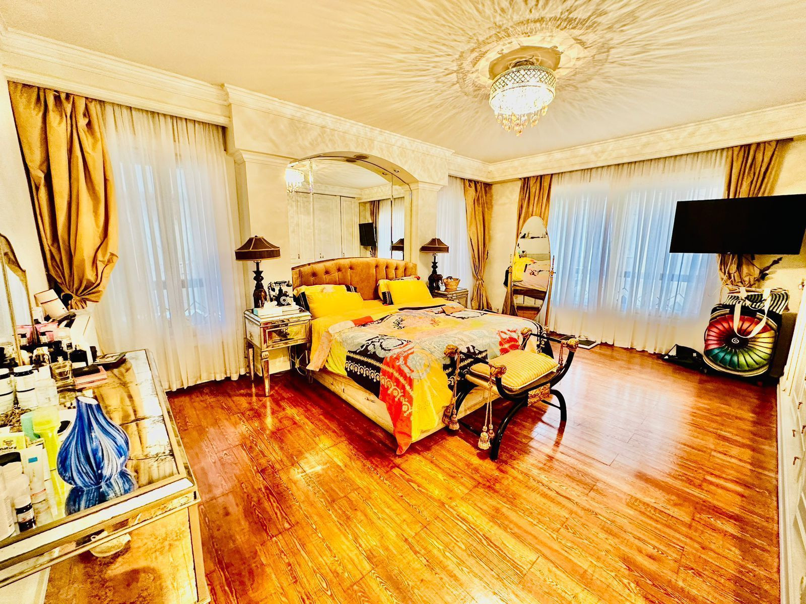 Renzo -   Property 1237