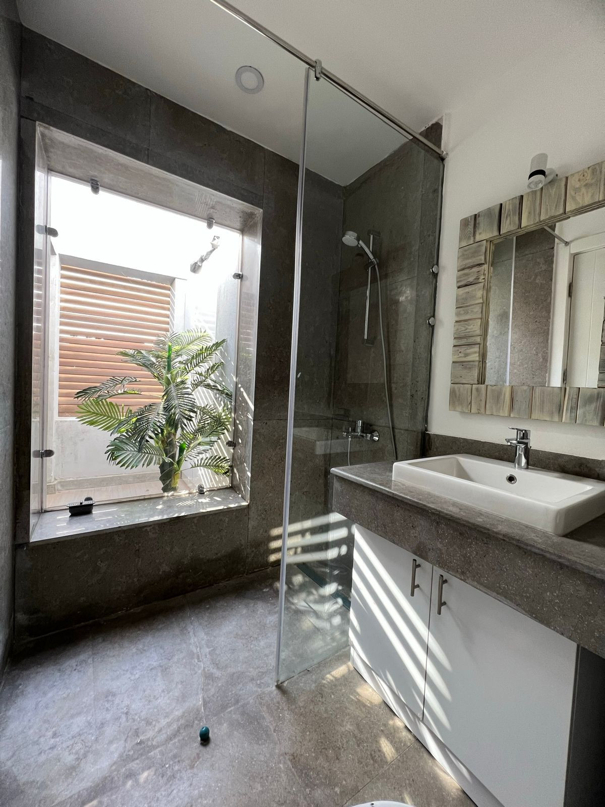 Renzo -   Property 1239