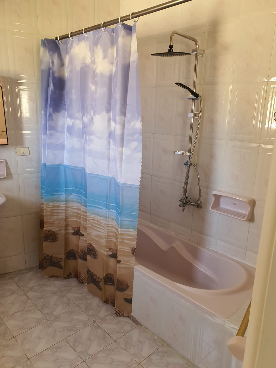 Renzo -   Property 830