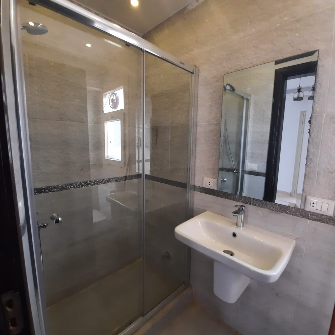 Renzo -   بنتهاوس فى هاسيندا باى فيو اللاك يارد