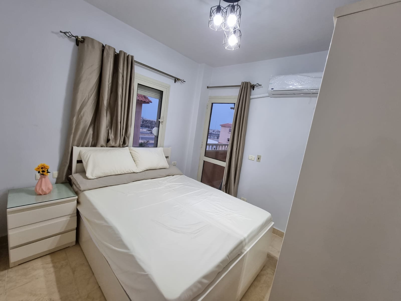 Renzo -   Property 1252