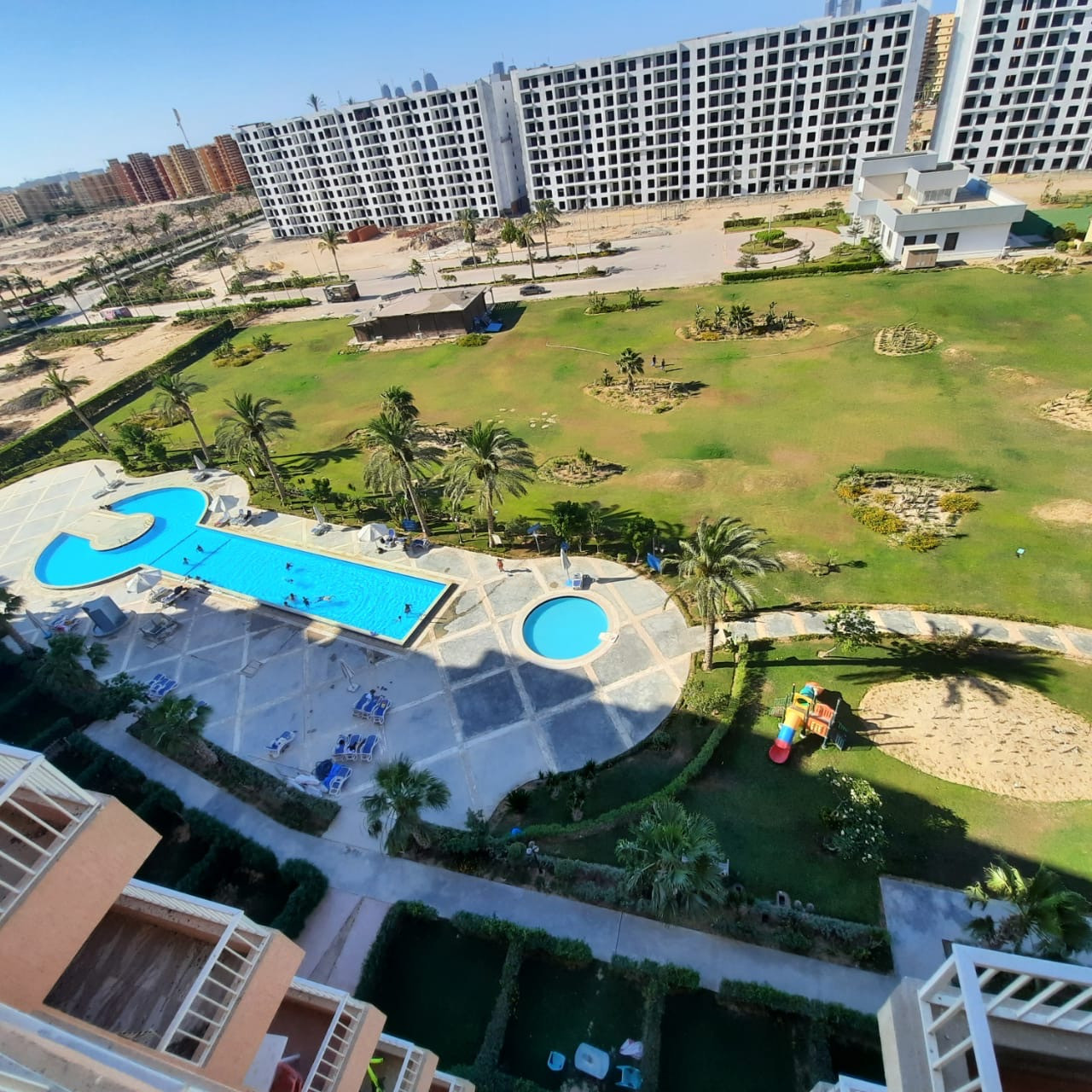 Renzo -   شالية للايجار فى جولف بورتو مارينا