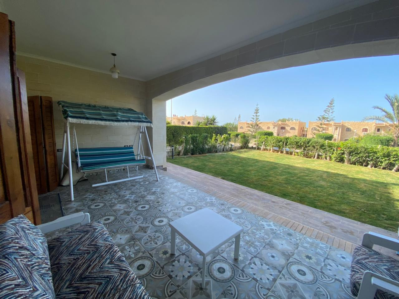 Renzo -   شالية فى مارينا 5 للايجار أرضي ٣ غرف