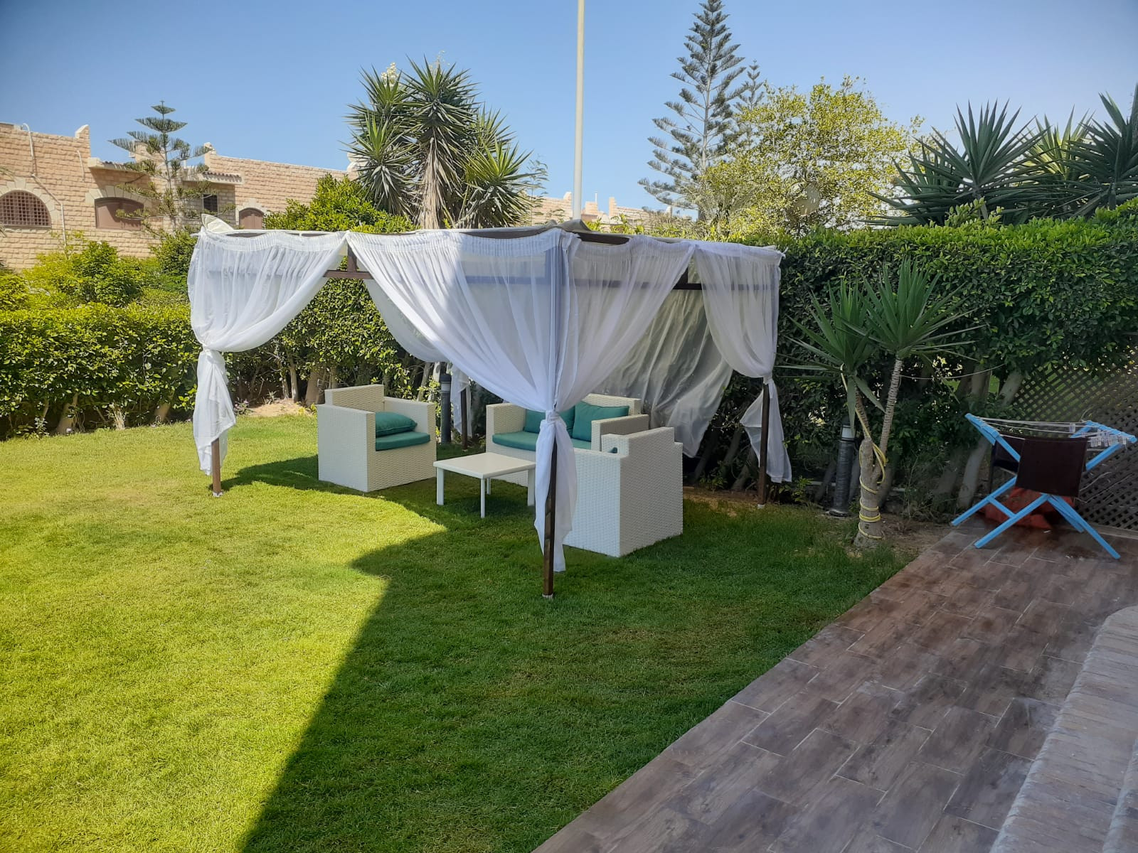 Renzo -   شالية فى مارينا 5 للايجار أرضي ٣ غرف