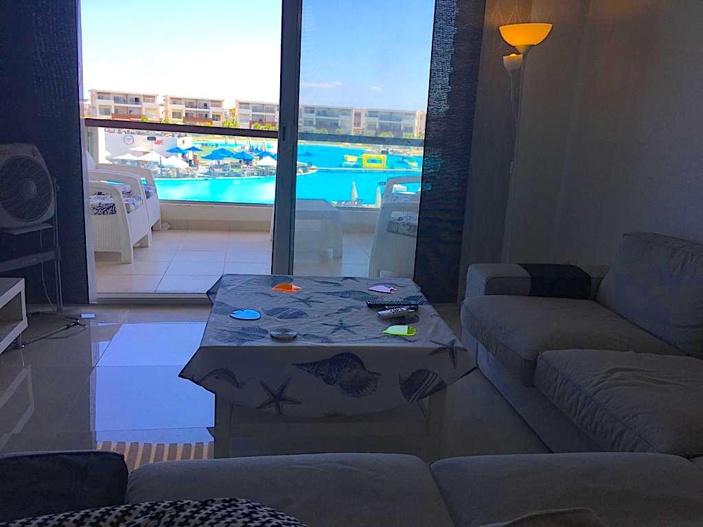 Renzo -   شالية فى أمواج الساحل الشمالى