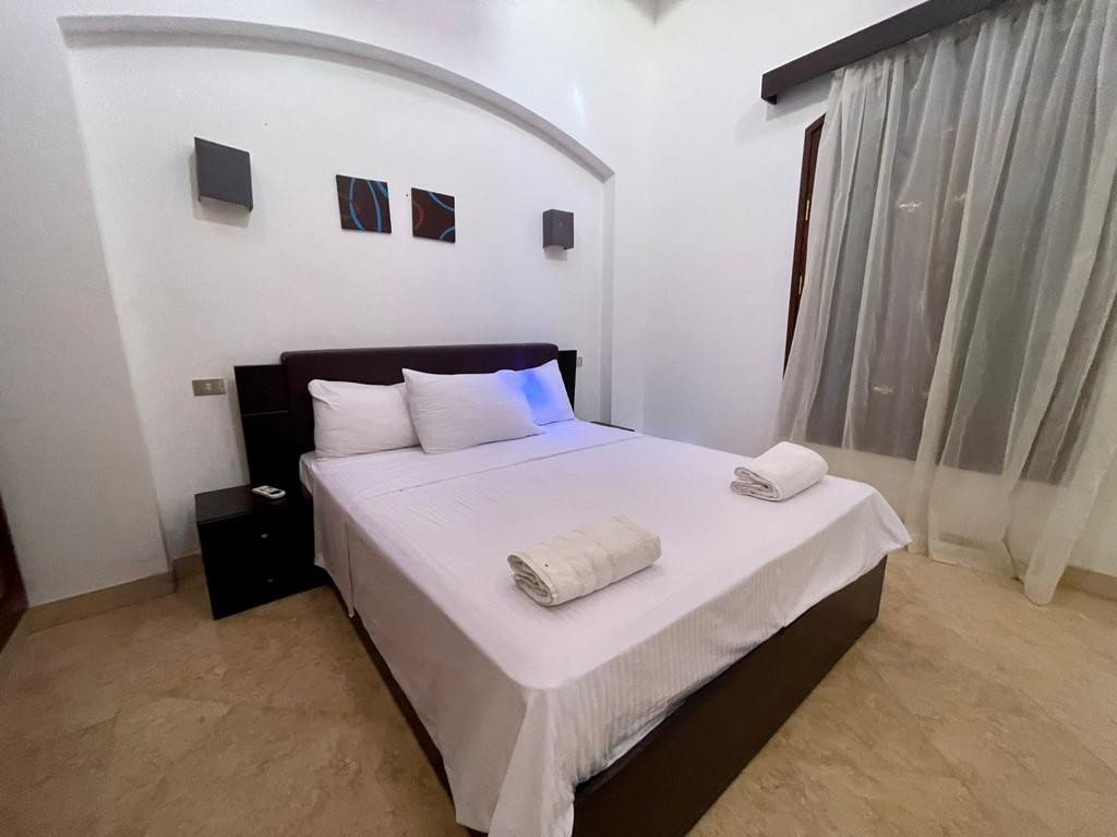 Renzo -   Property 1285