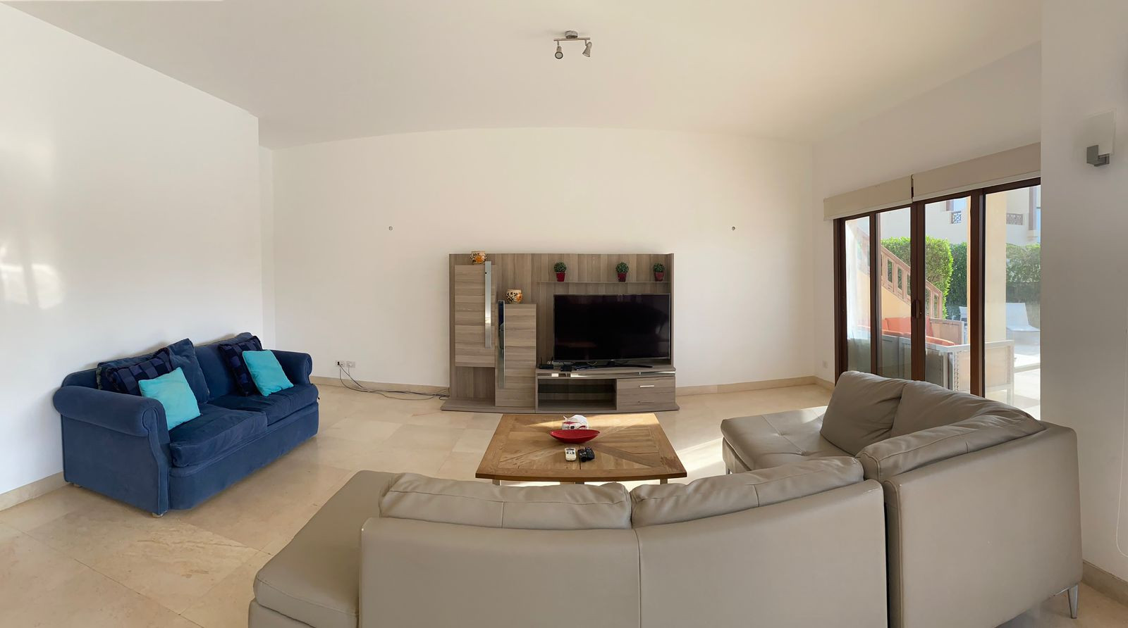 Renzo -   Property 1290