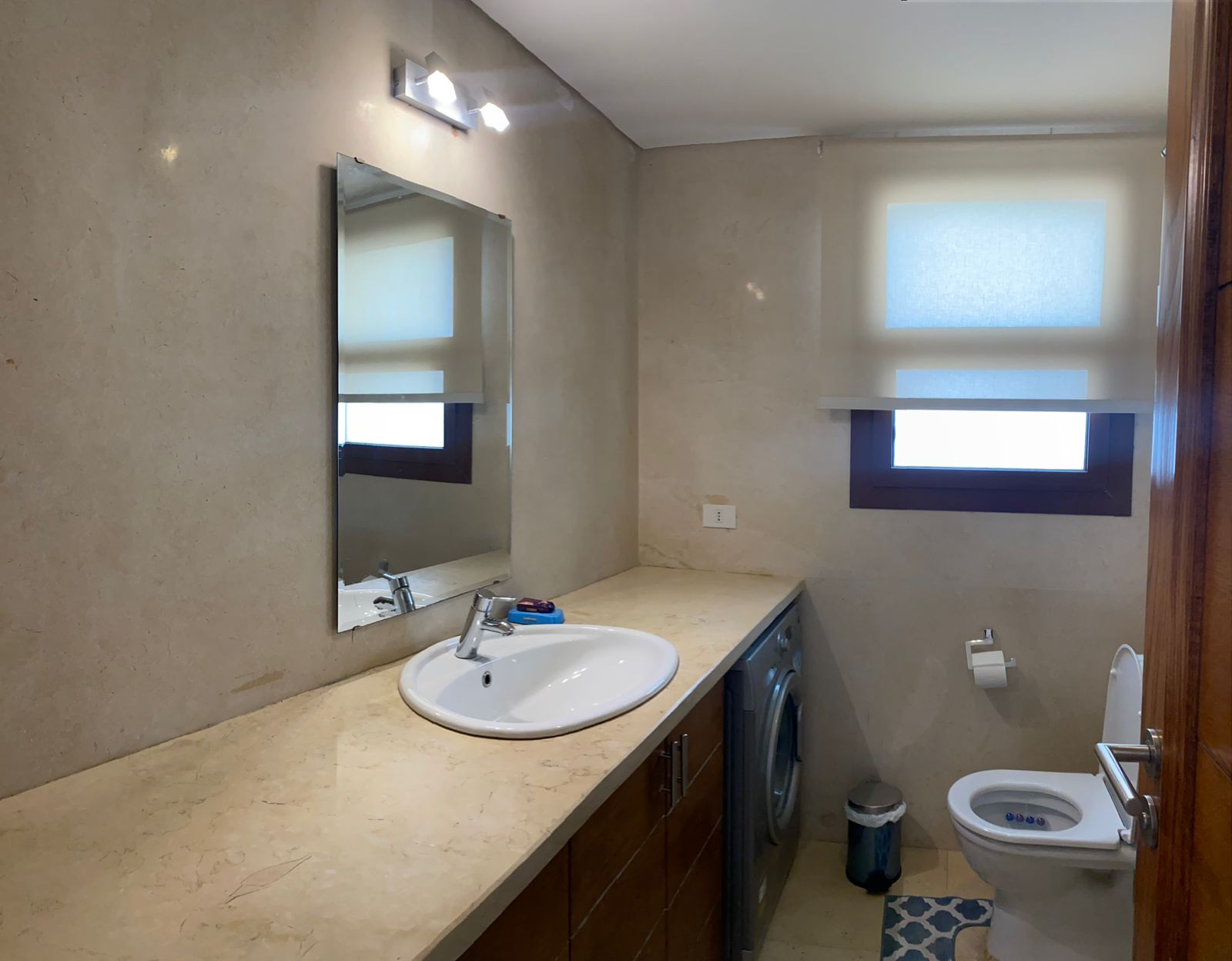 Renzo -   Property 1290