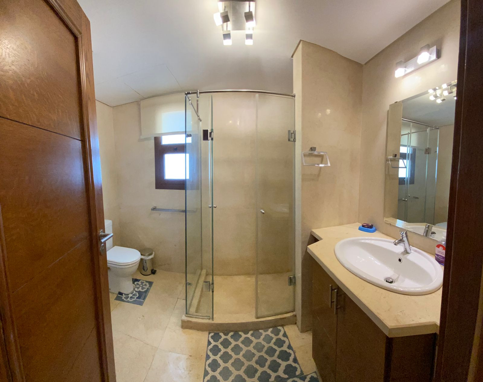 Renzo -   Property 1290