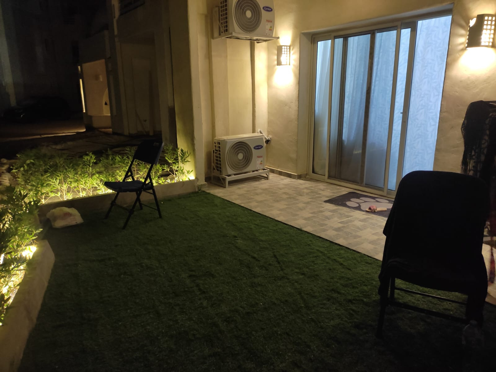 Renzo -   شاليه في لاهاسيندا غرفة دور ارضي بحديقة خاصة