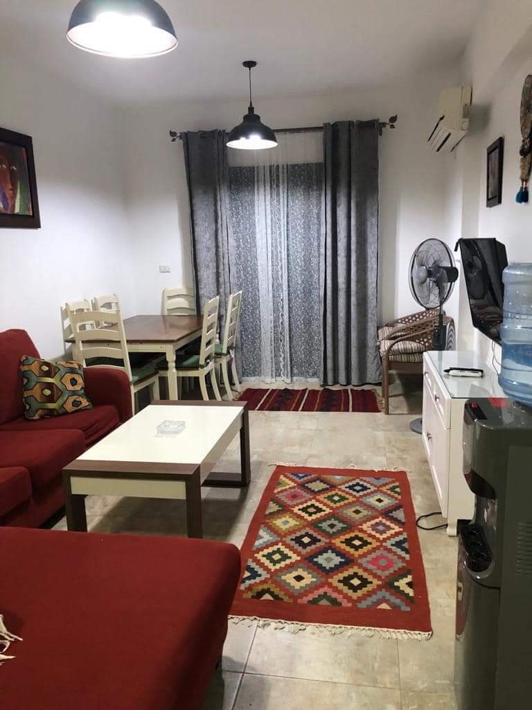 Renzo -   شاليه غرفتين دور ارضي مع حديقة خاصة يطل على حمام السباحة