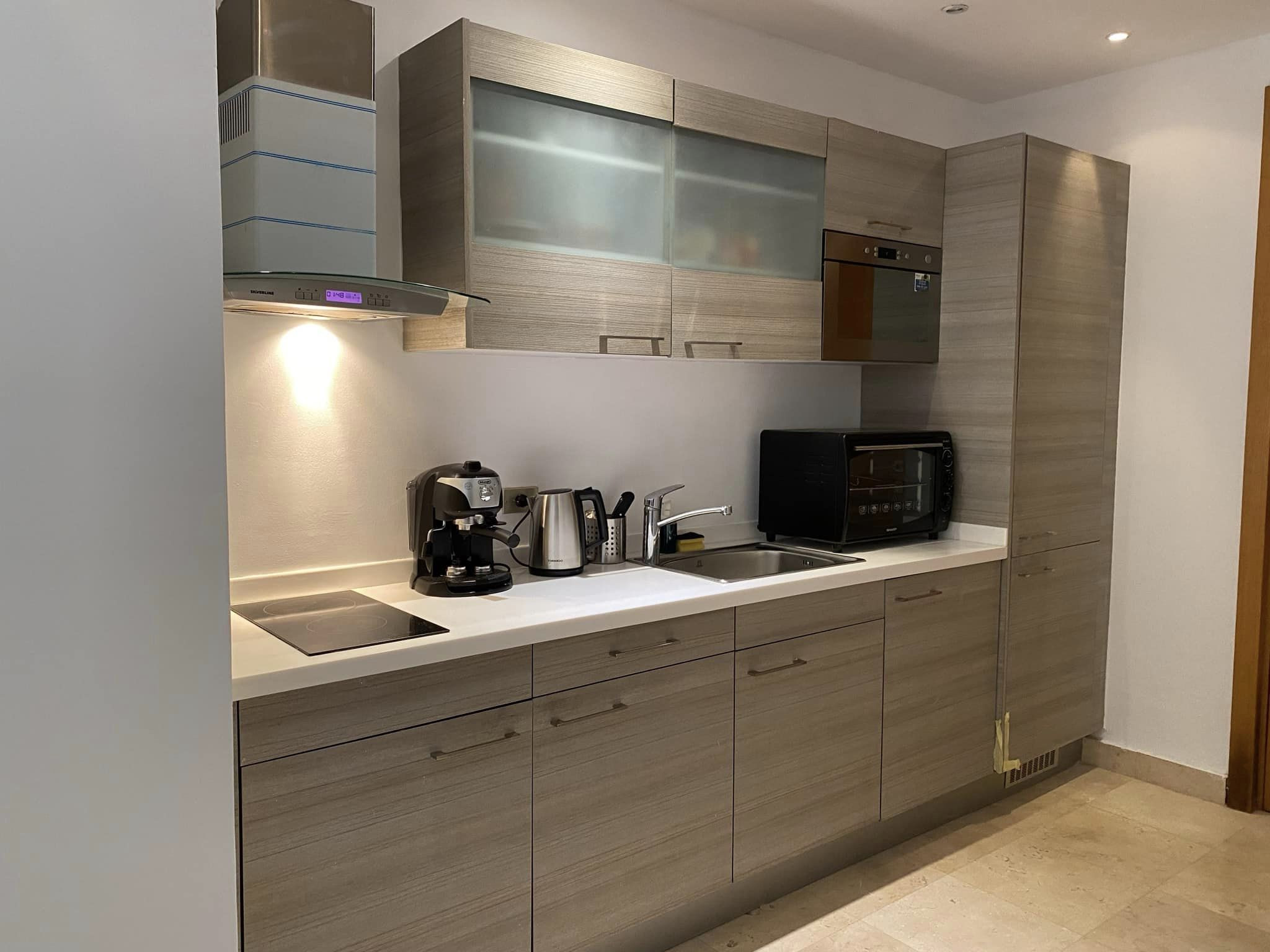 Renzo -   شاليه في الجونه\سكارب