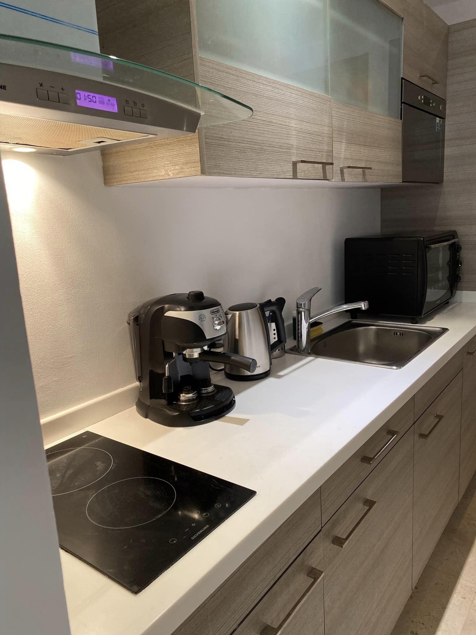 Renzo -   شاليه في الجونه\سكارب