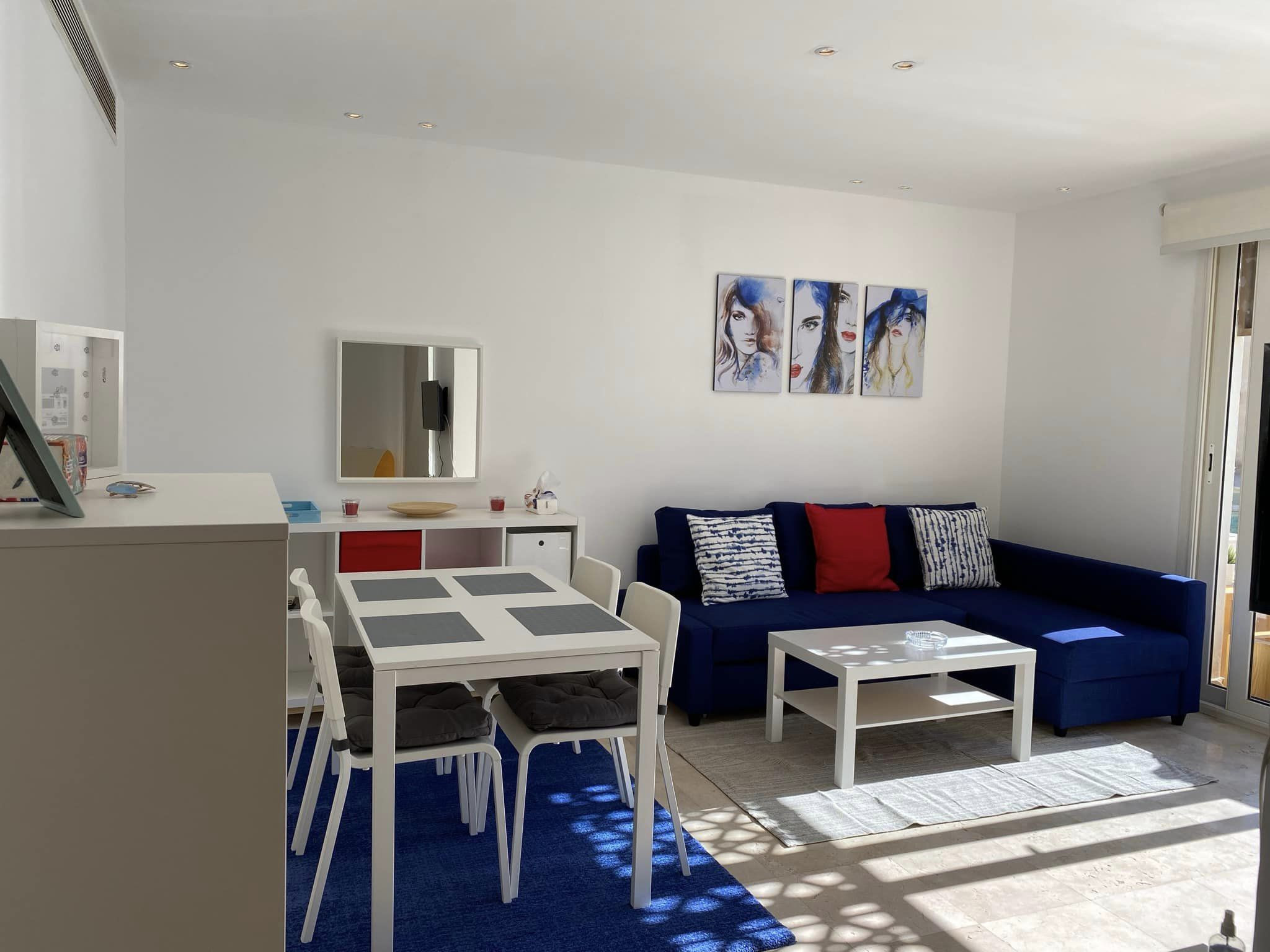 Renzo -   شاليه في الجونه\سكارب