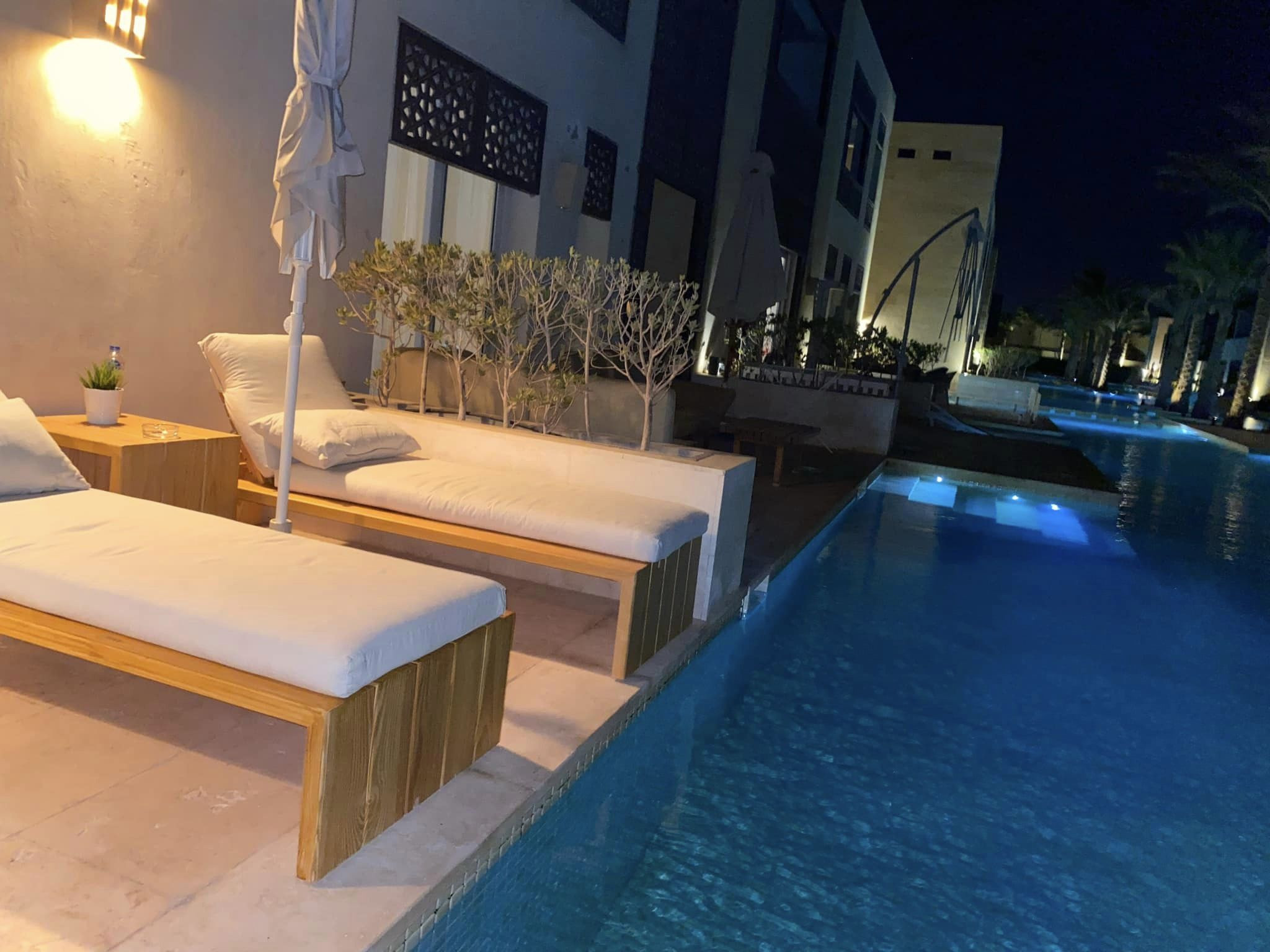 Renzo -   شاليه في الجونه\سكارب