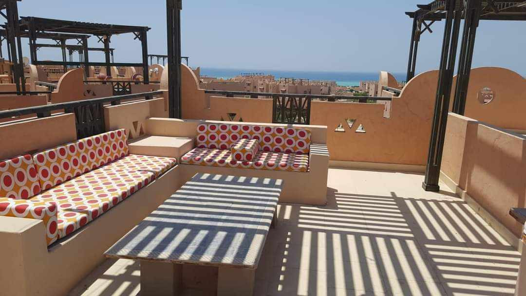 Renzo -   شاليه غرفة واحدة دور ثاني مع روف