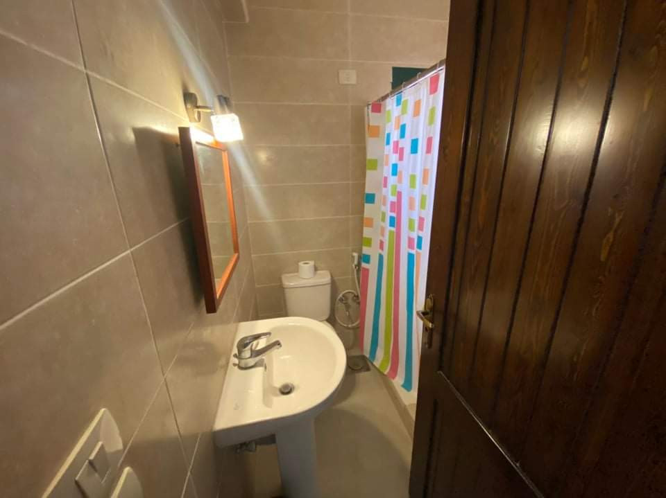 Renzo -   شاليه غرفتين مع روف