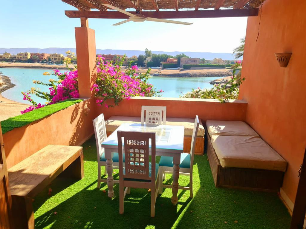 Renzo -   فيلا في ويست جولف