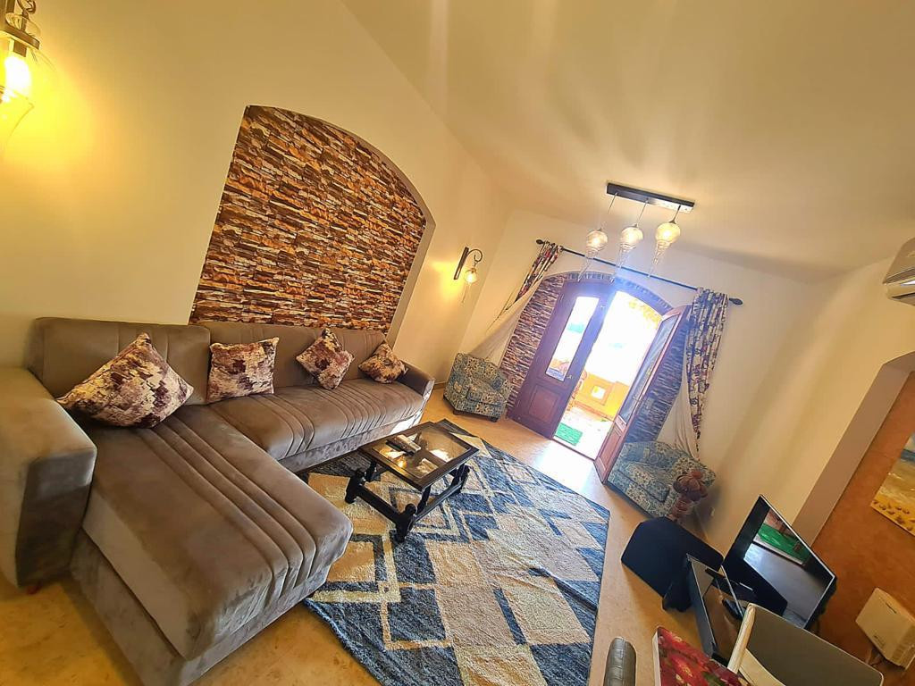 Renzo -   فيلا في ويست جولف