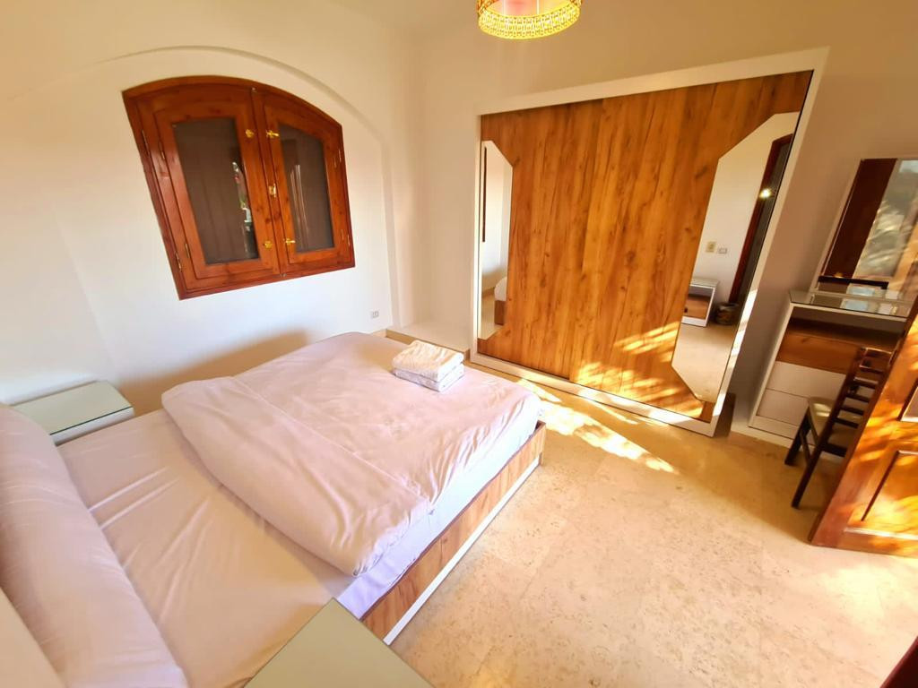 Renzo -   فيلا في ويست جولف