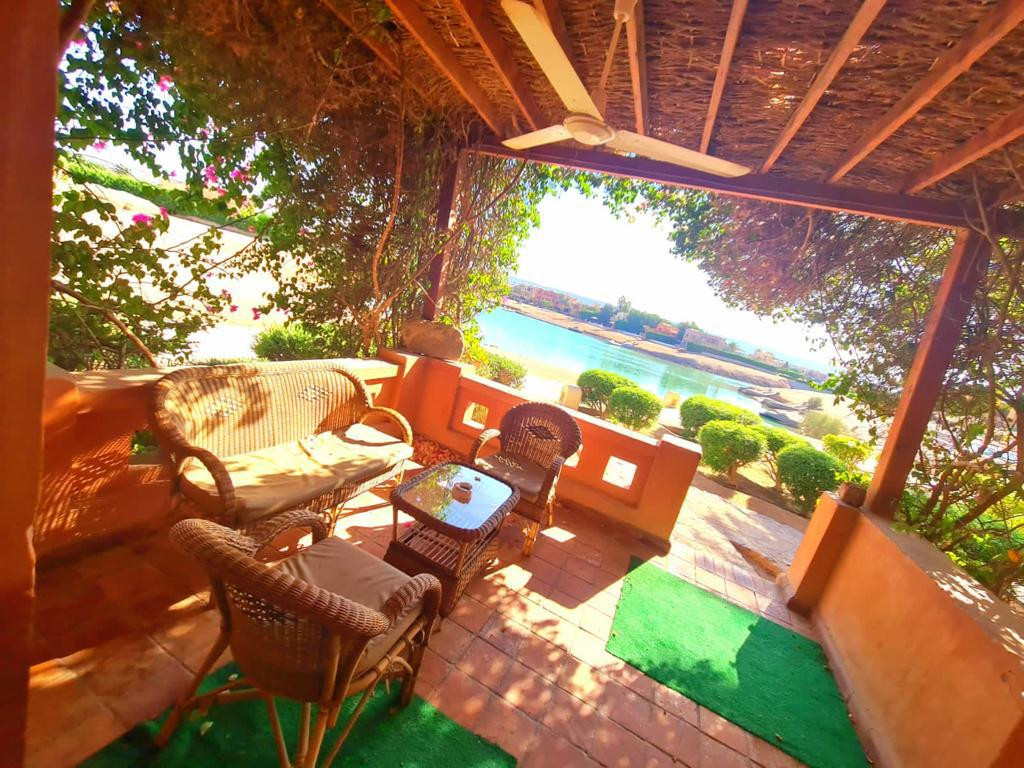 Renzo -   فيلا في ويست جولف