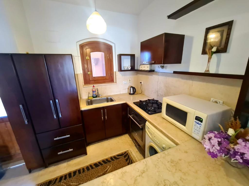 Renzo -   فيلا في ويست جولف