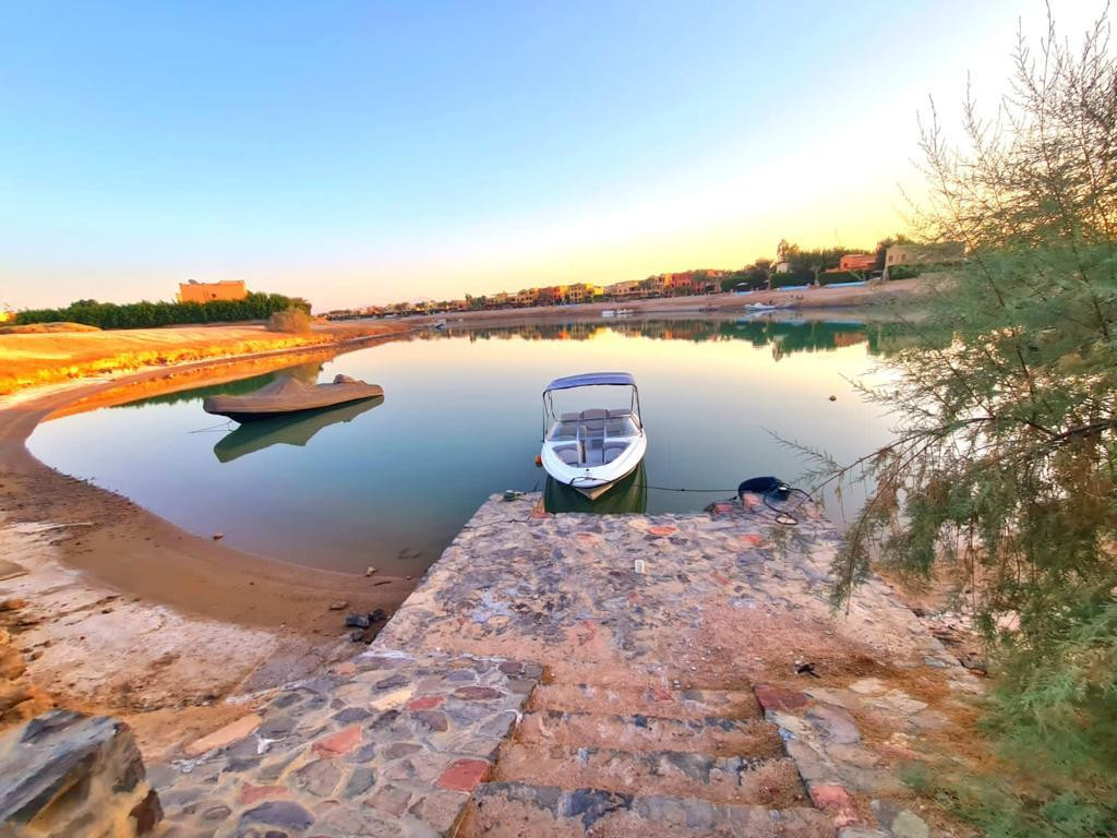 Renzo -   فيلا في ويست جولف