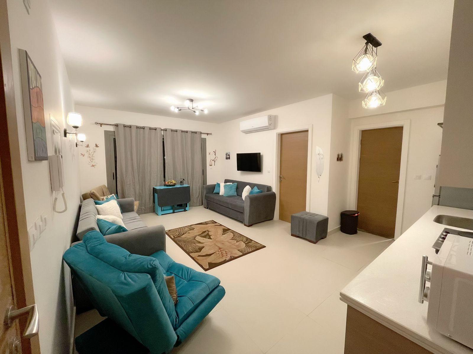 Renzo -   استوديو للايجار  فى مراسى