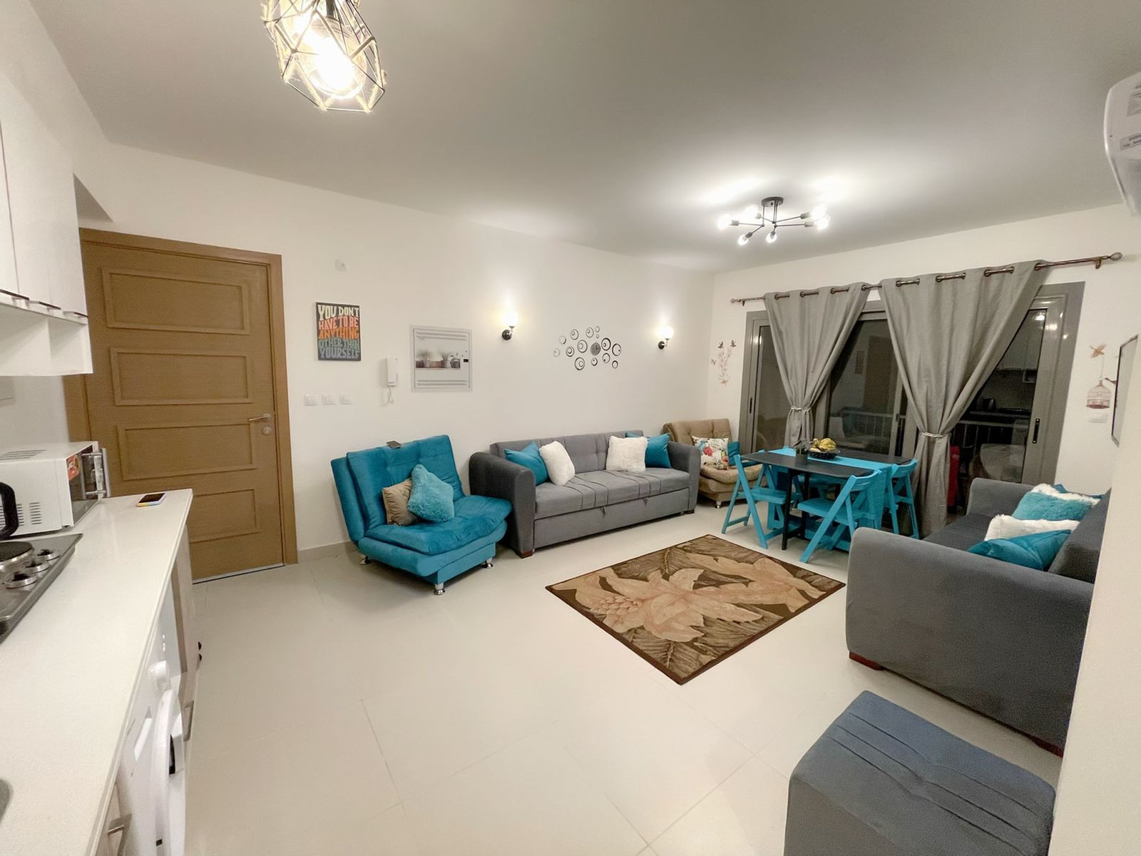 Renzo -   استوديو للايجار  فى مراسى