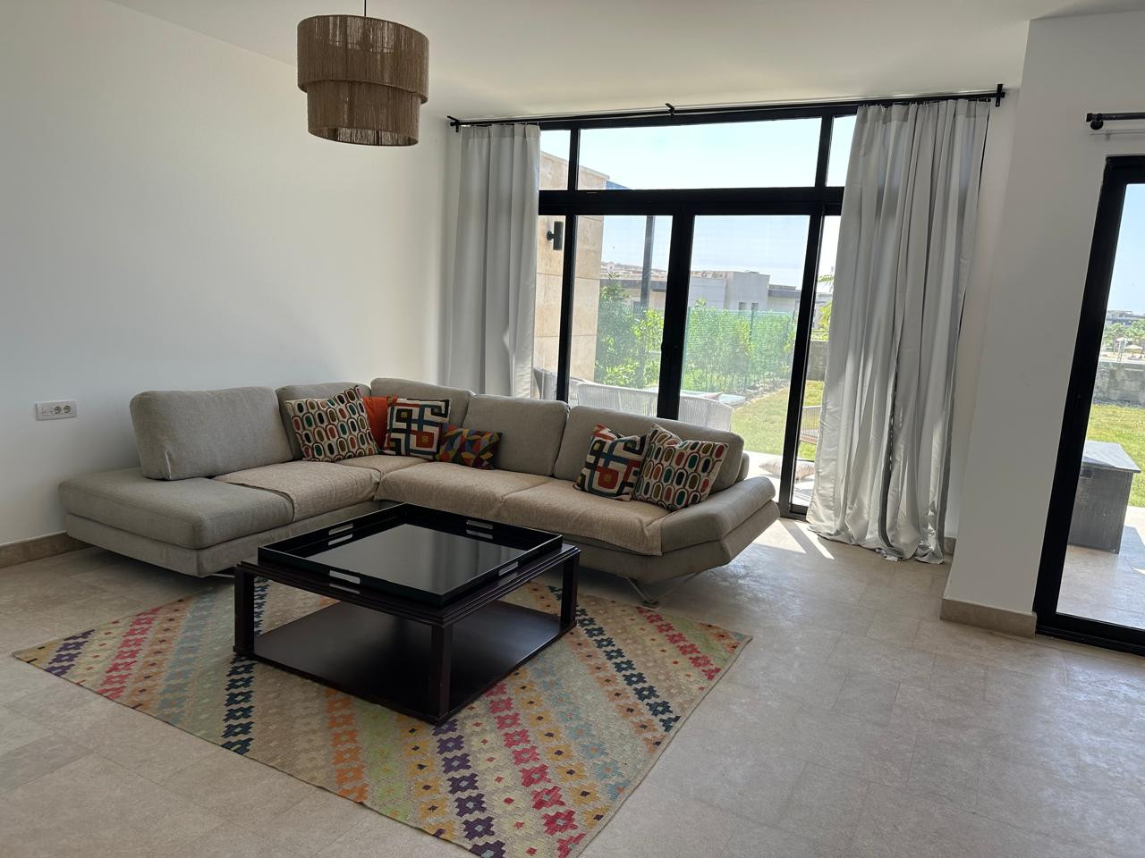 Renzo -   للإيجار توين فيلا سوان ليك الساحل الشمالي