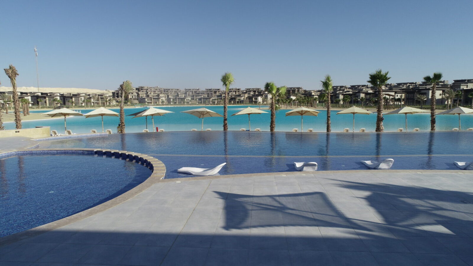 Renzo -   للإيجار توين فيلا سوان ليك الساحل الشمالي