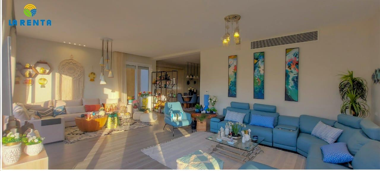 Renzo -   Villa stand alone Sea shell 4th row from beach for rent