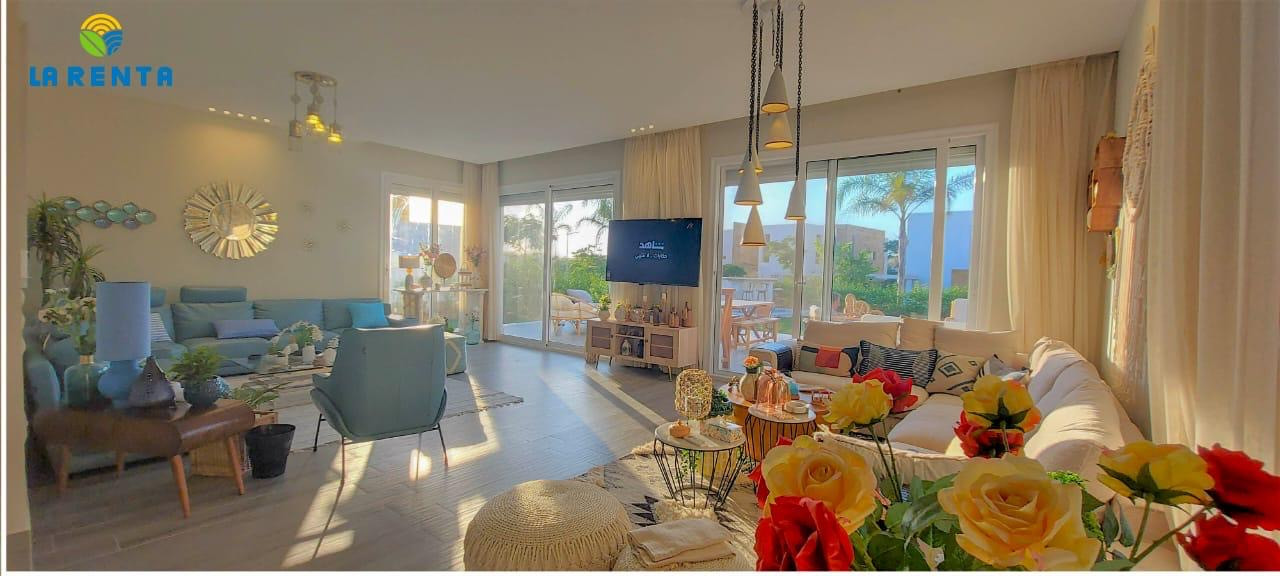 Renzo -   Villa stand alone Sea shell 4th row from beach for rent