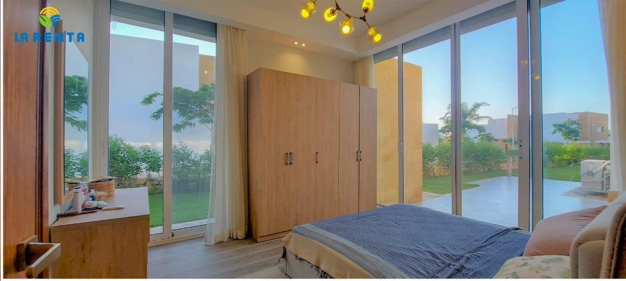 Renzo -   Villa stand alone Sea shell 4th row from beach for rent