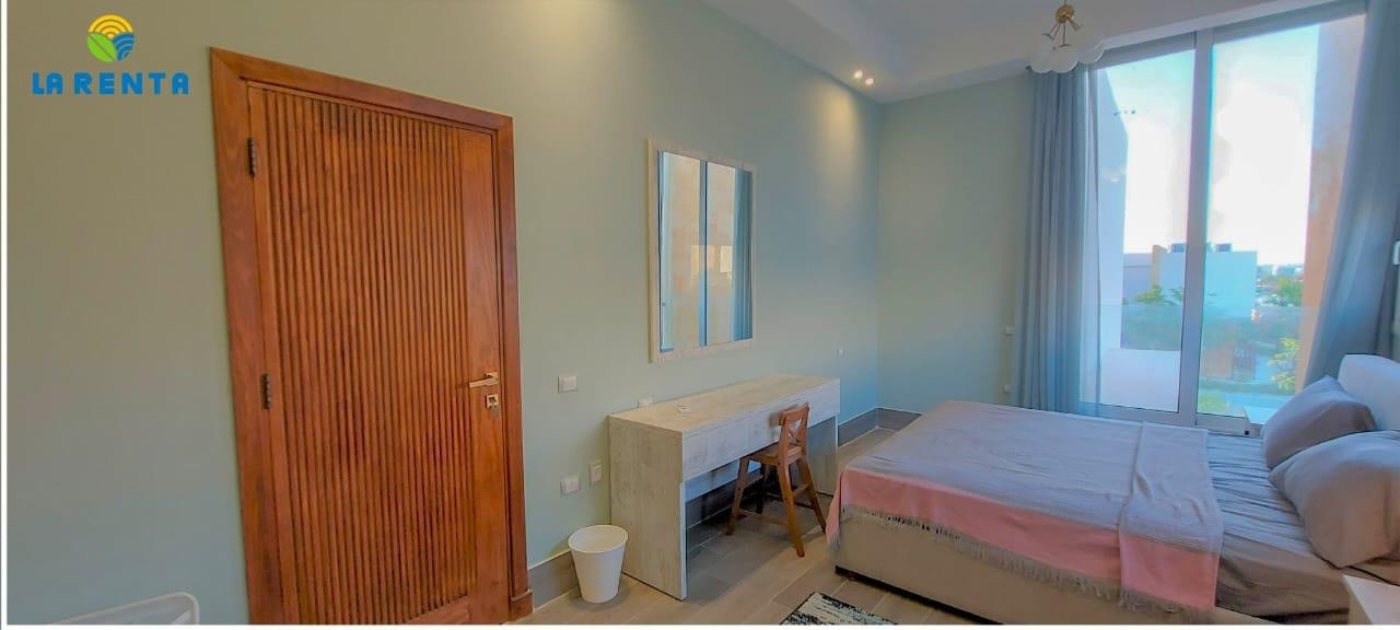 Renzo -   Villa stand alone Sea shell 4th row from beach for rent