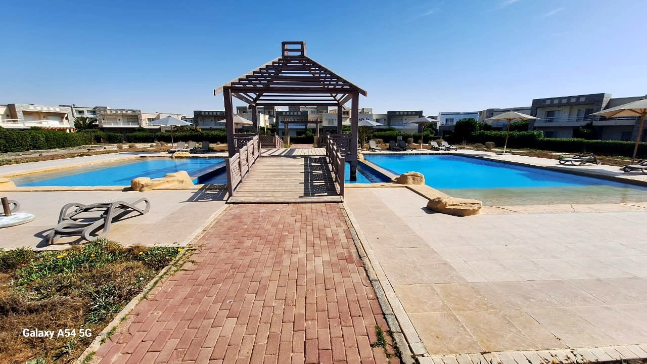 Renzo -   Flat villa for rent in Amwaj