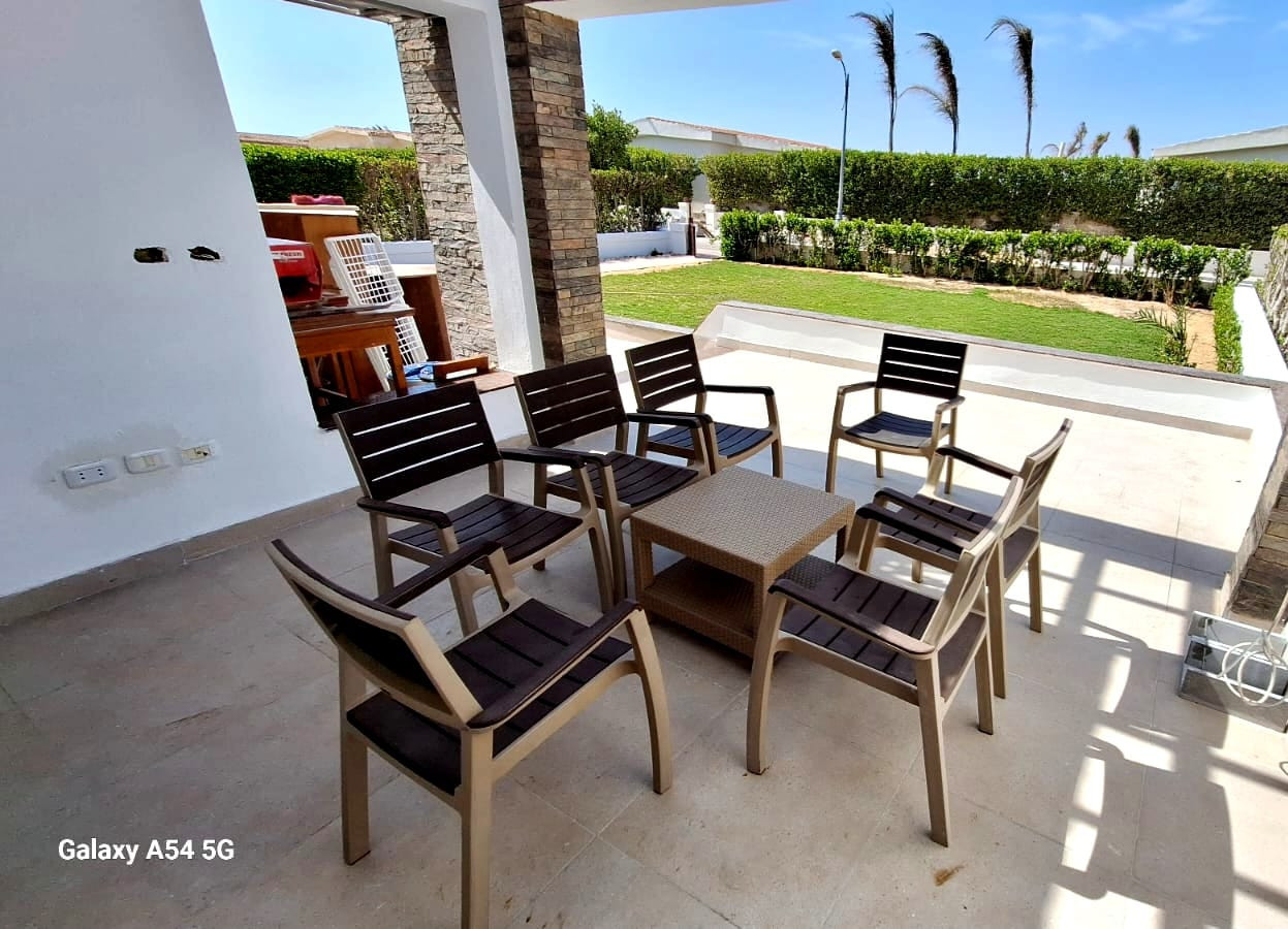 Renzo -   Flat villa for rent in Amwaj