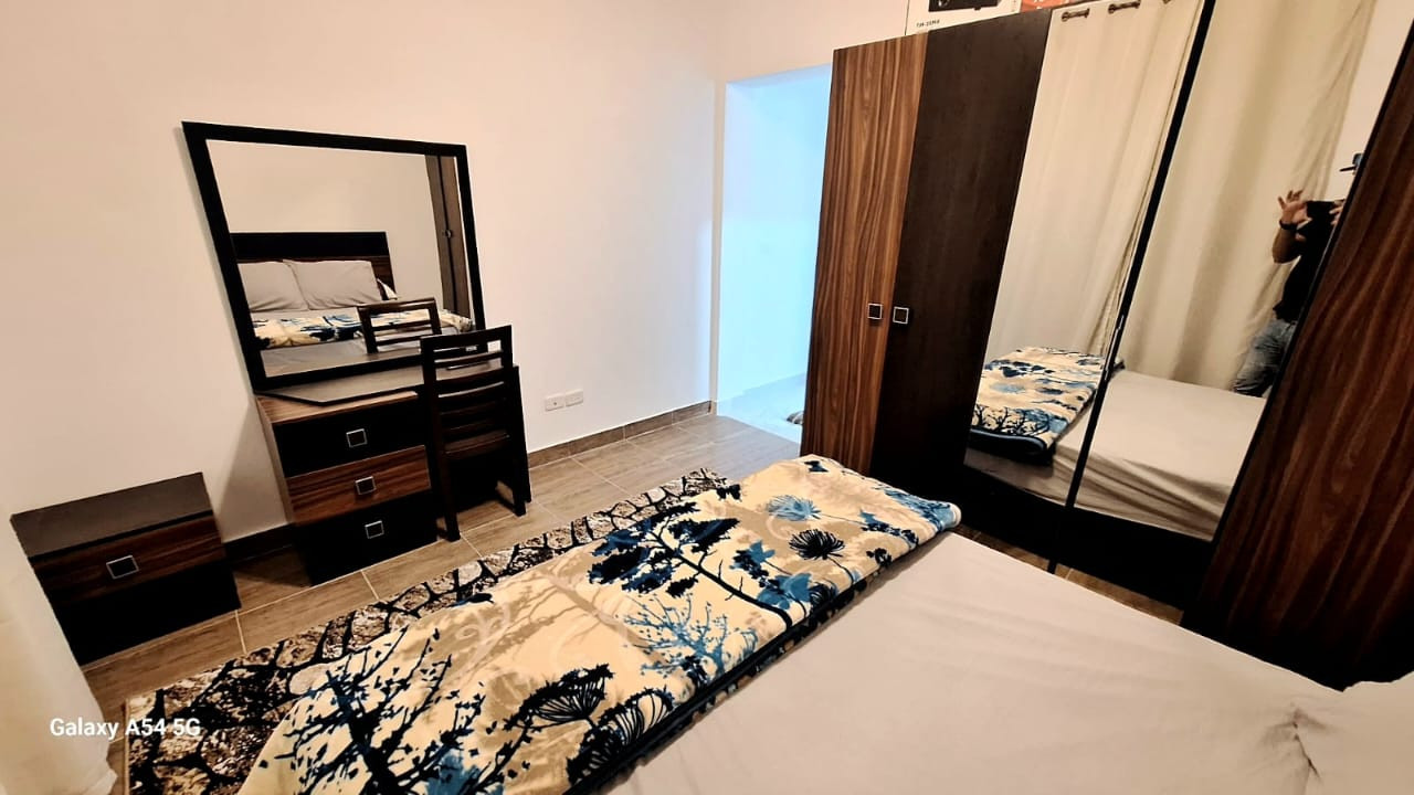 Renzo -   Flat villa for rent in Amwaj