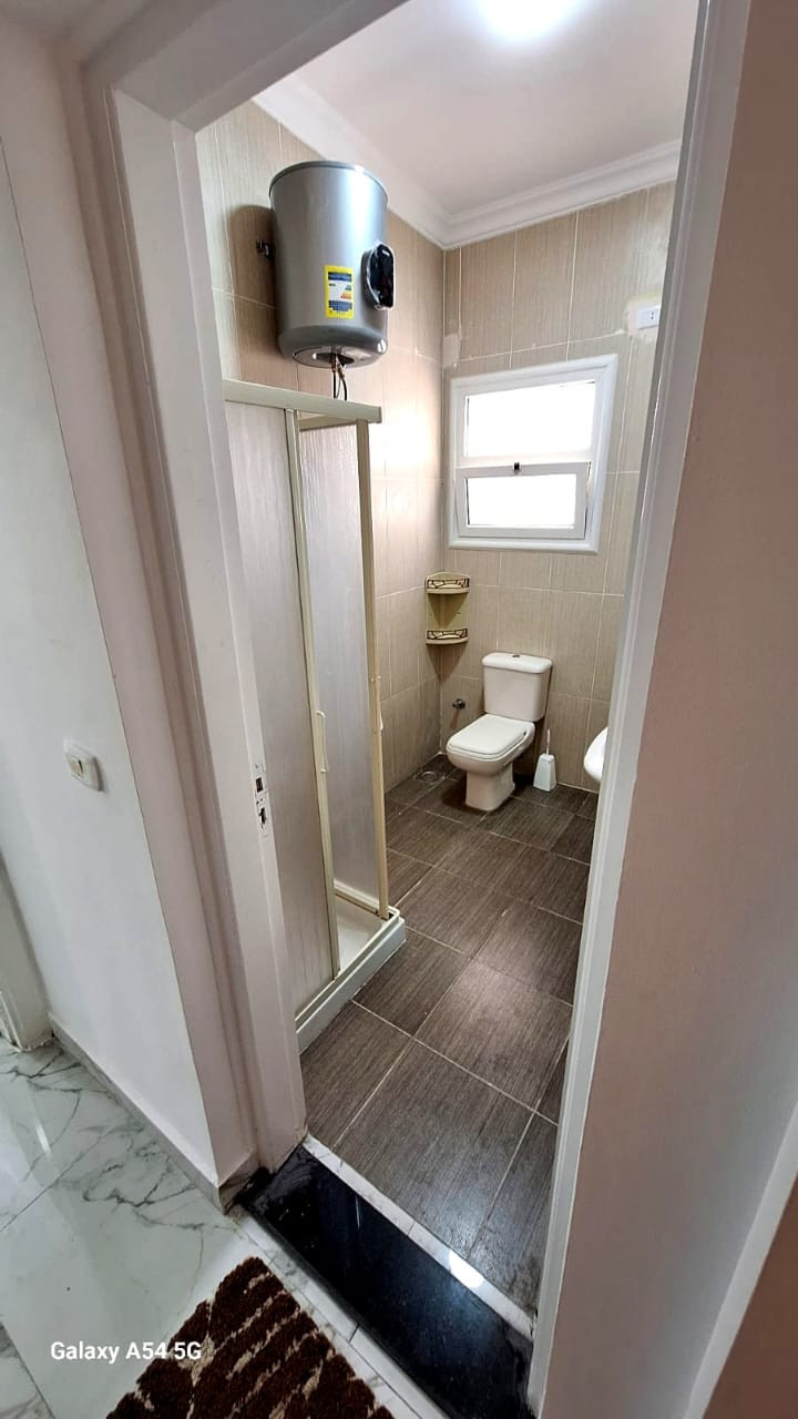 Renzo -   Flat villa for rent in Amwaj