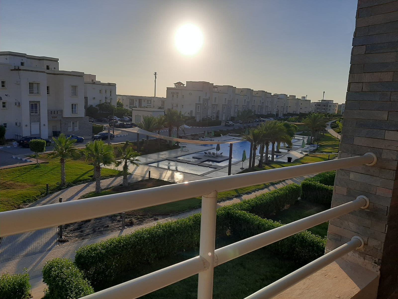 Renzo -   chalet for rent in Amwaj + roof