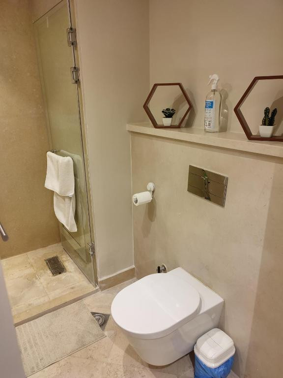 Renzo -   Property 267