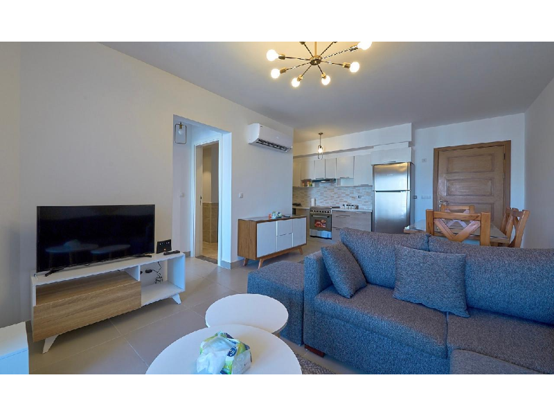 Renzo -   Premier Chalet in Marassi marina first hand