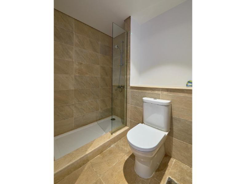 Renzo -   Premier Chalet in Marassi marina first hand